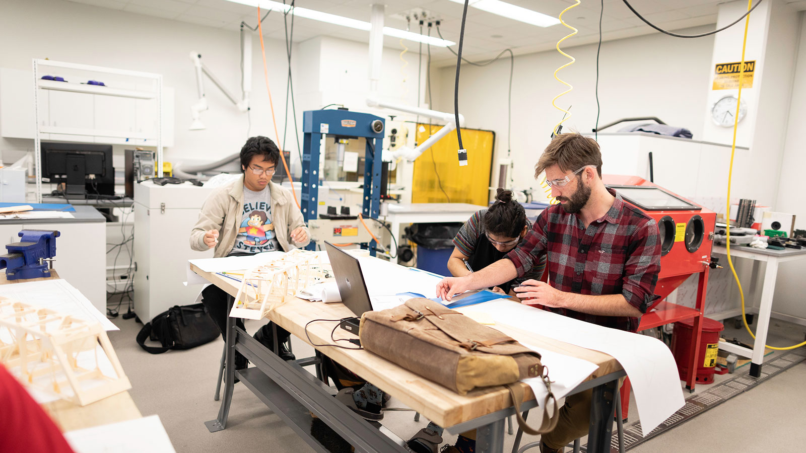 Students in mechanical lab